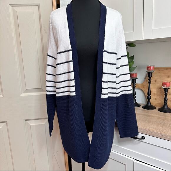 Chico's Women’s Size 1 US 8 Medium M Blue White Open Cardigan Capsule Wardrobe - Picture 1 of 10